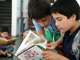 Volver a leer en voz alta y a escribir a mano