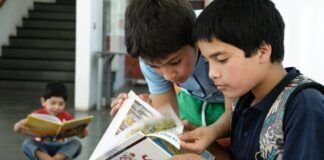 Volver a leer en voz alta y a escribir a mano