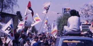 Las tensiones de la política cultural en la transición chilena Transición a la Democracoa en Chile